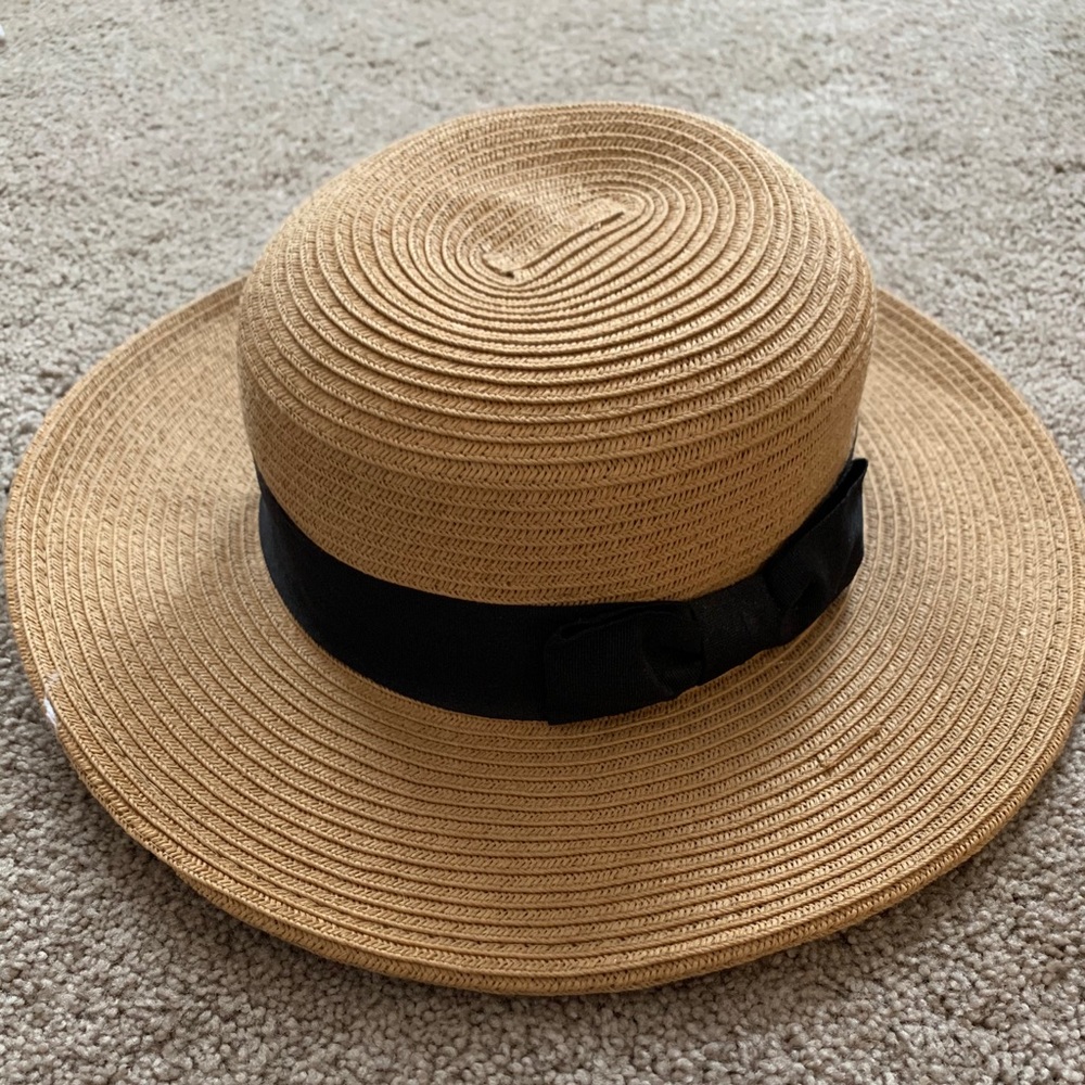 Straw flat brim forever21 beach hat